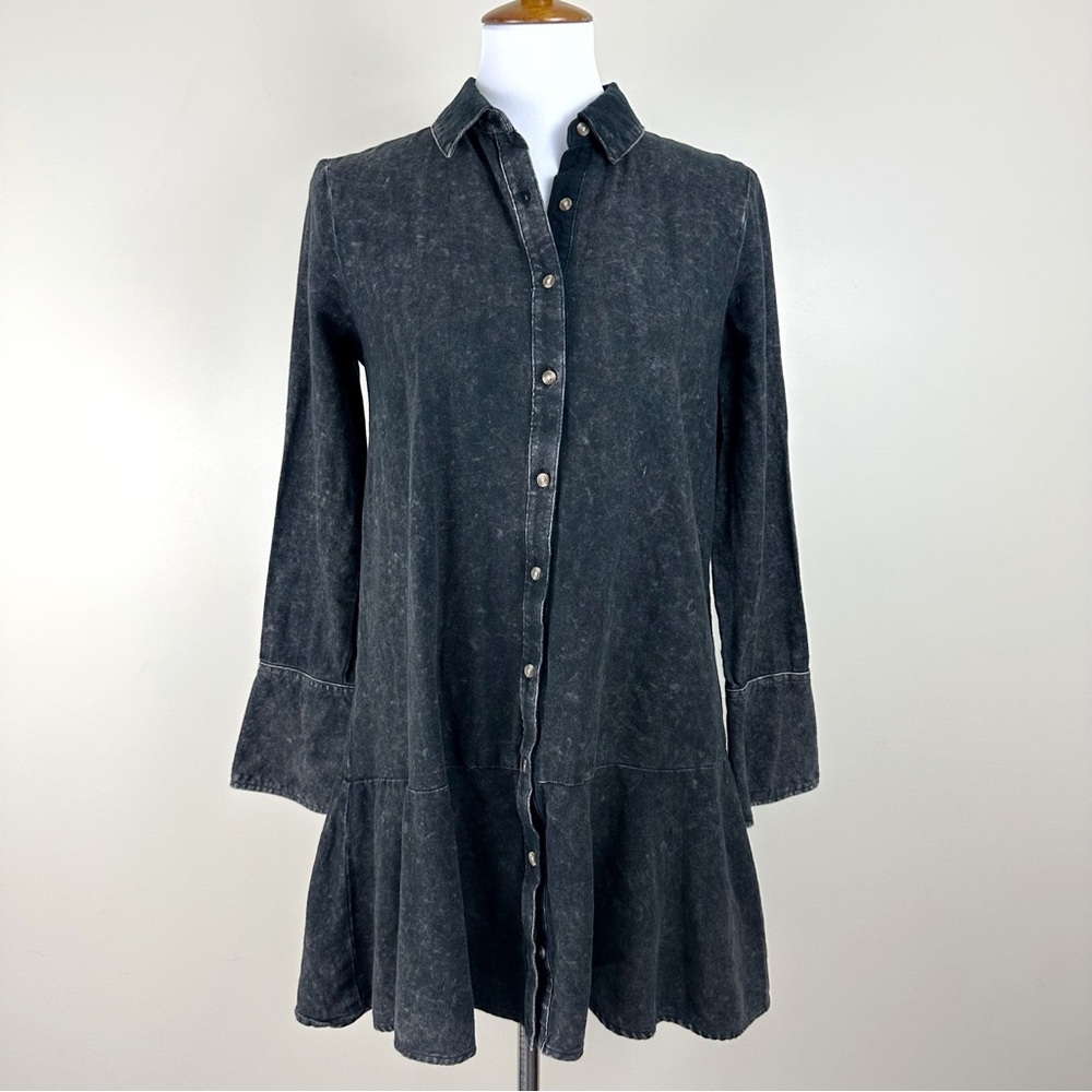 Wild Fable Button Down Tunic Small Ruffle Hem Long Sleeve Black